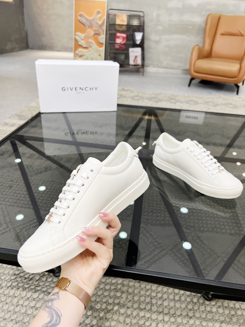 Givenchy Sneakers